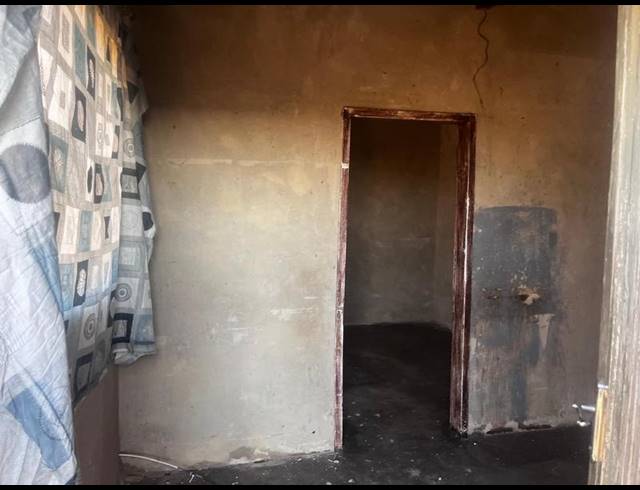 2 BEDROOM HOUSE FOR SALE IN TSAKANE